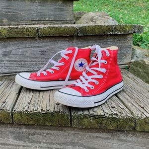 Red Hightop Converse All-Stars